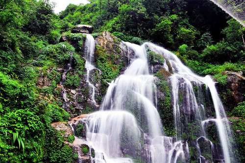 BHAKTHANG FALLS 